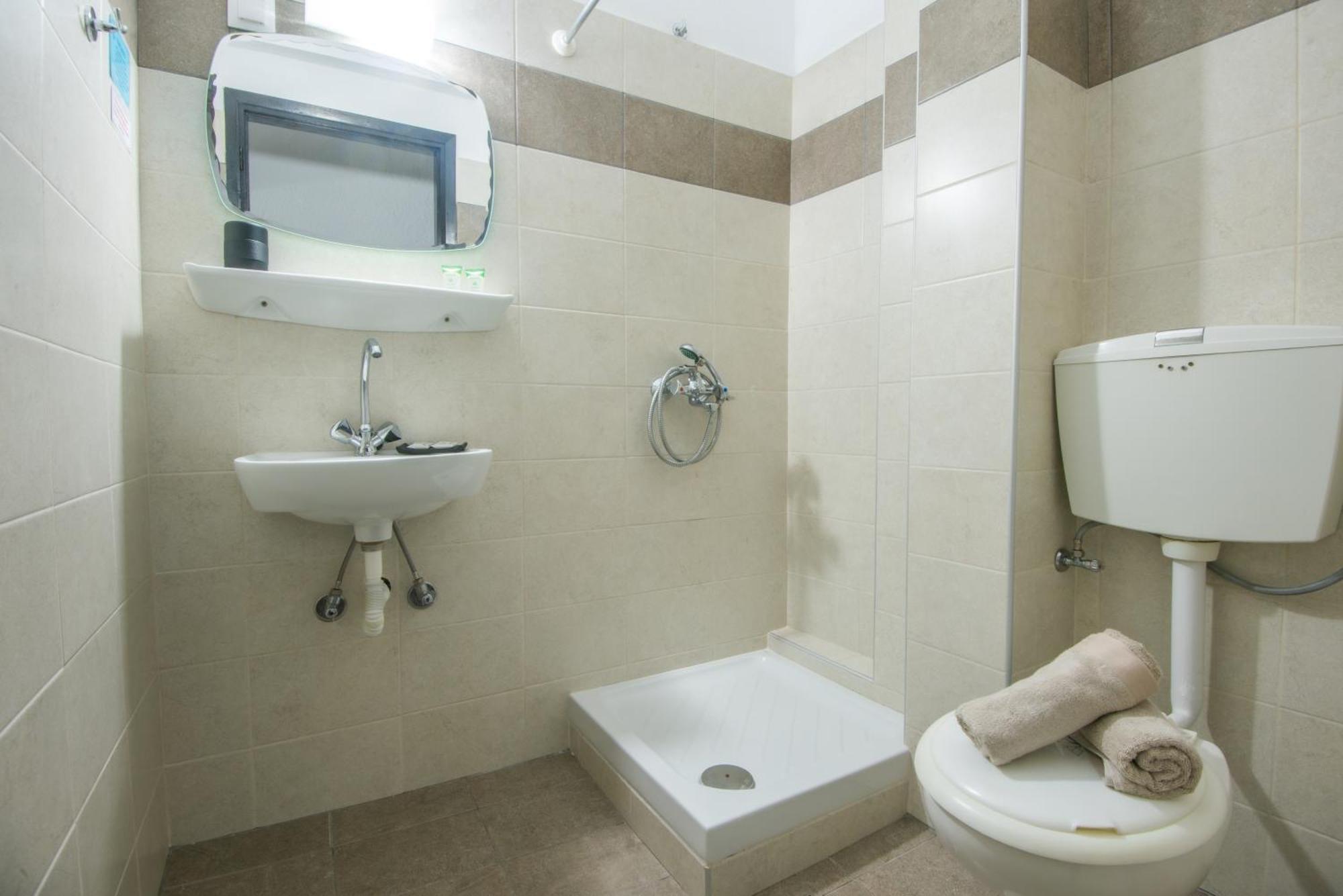 Victoria Hotel Agios Nikolaos Rum bild